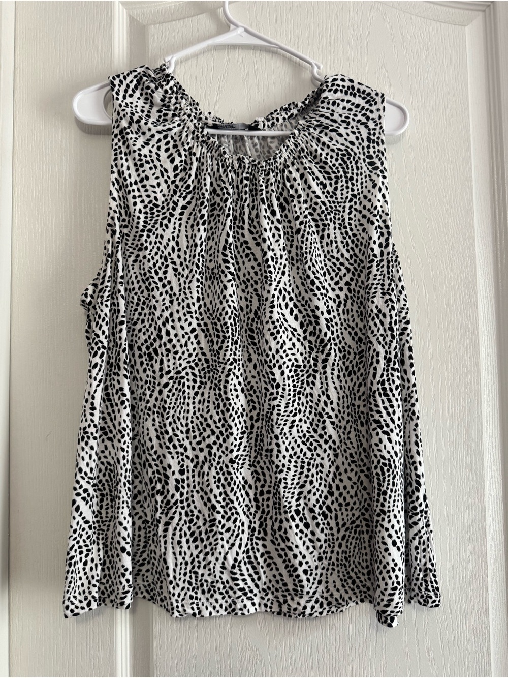 Simply Vera Vera Wang Black and White Printed Sleeveless Camisole